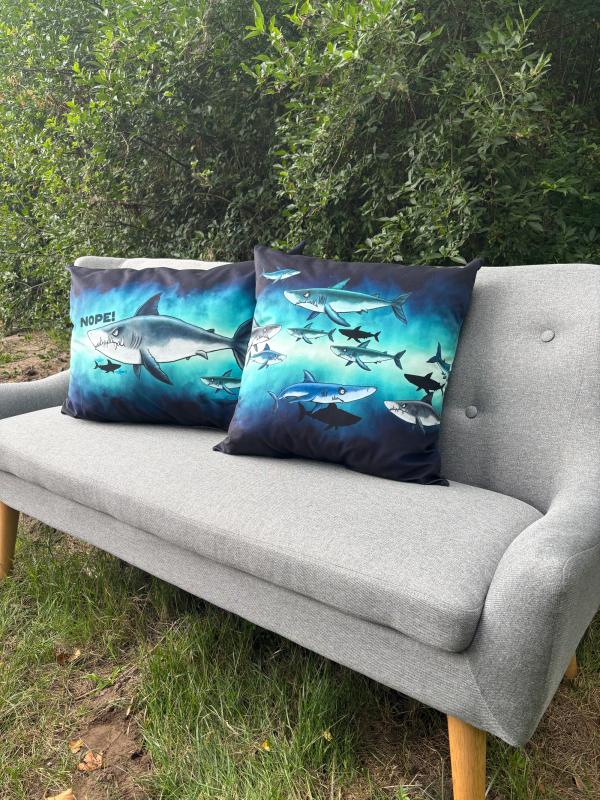 Kissen - Panel - Haie - Samt - Salty Pillows - Thorsten Berger